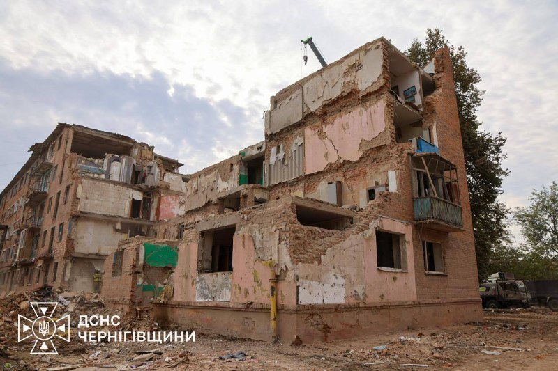 The building after the search-and-rescue operation ended, 8 Oct