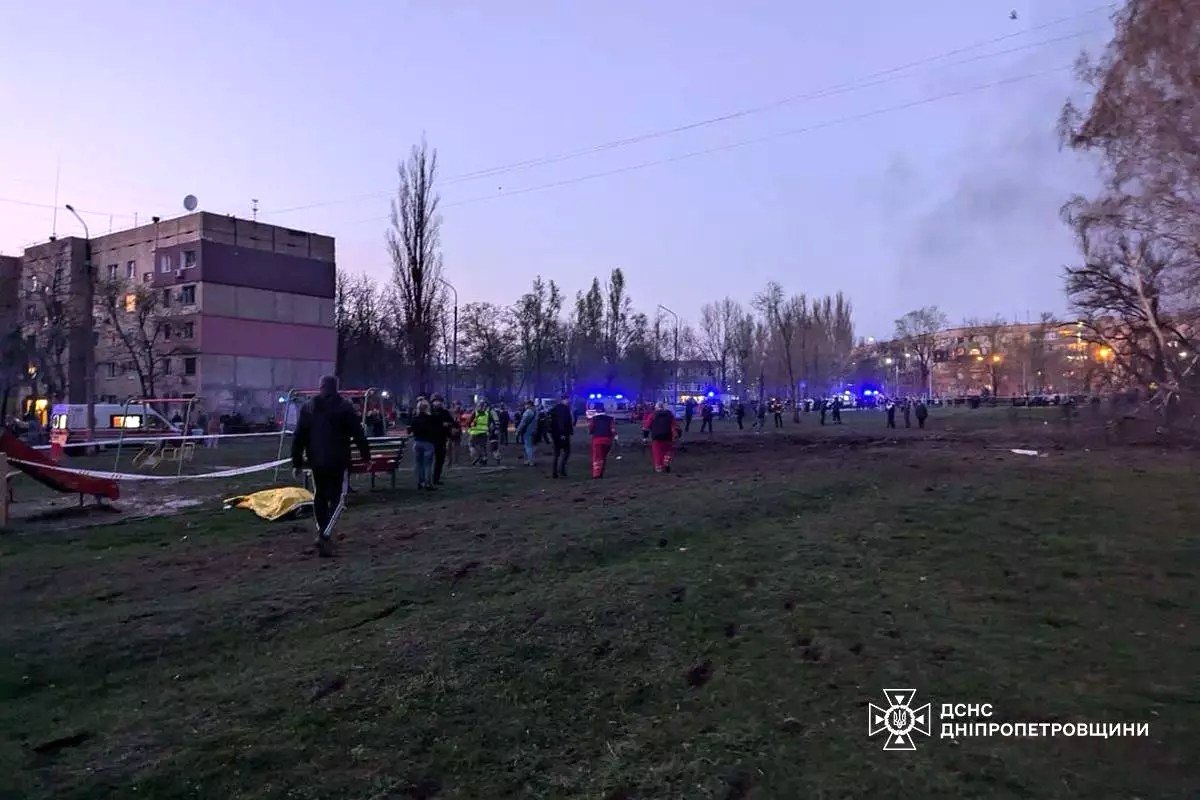 The residential area on the evening of the strike