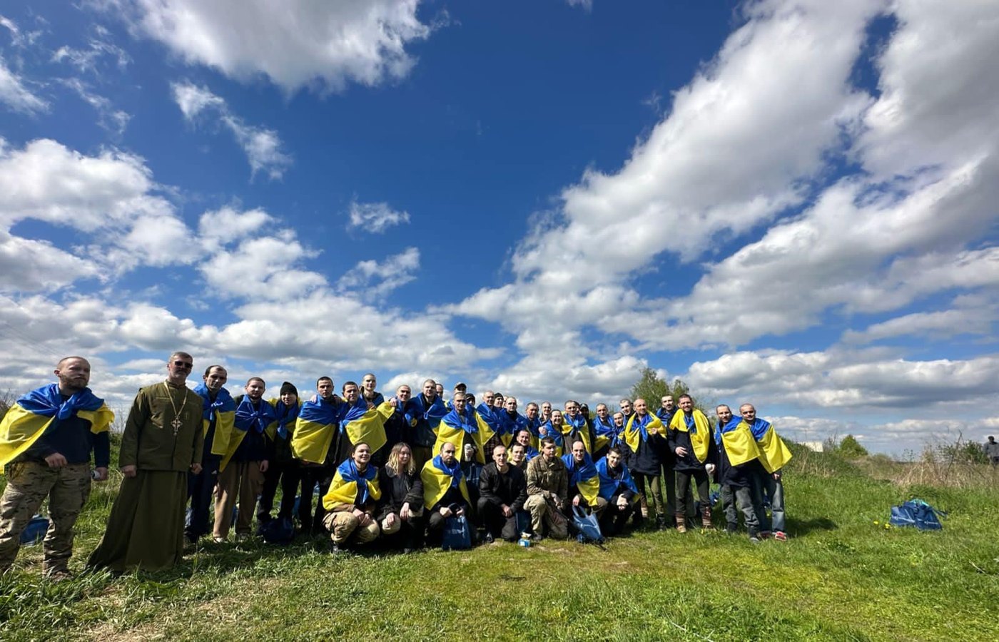 Ukrainian servicemen returned from Russian captivity in a prisoner exchange, 6 May 2023