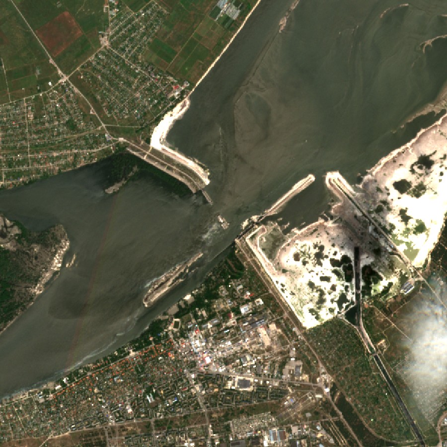The Kakhovka dam, before and after it was destroyed — after, 18 Jun 2023